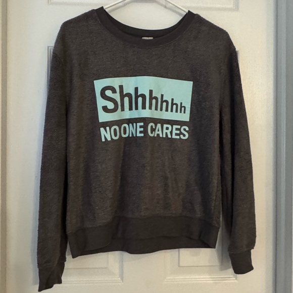 No One Cares shirt - Picture 3 of 3